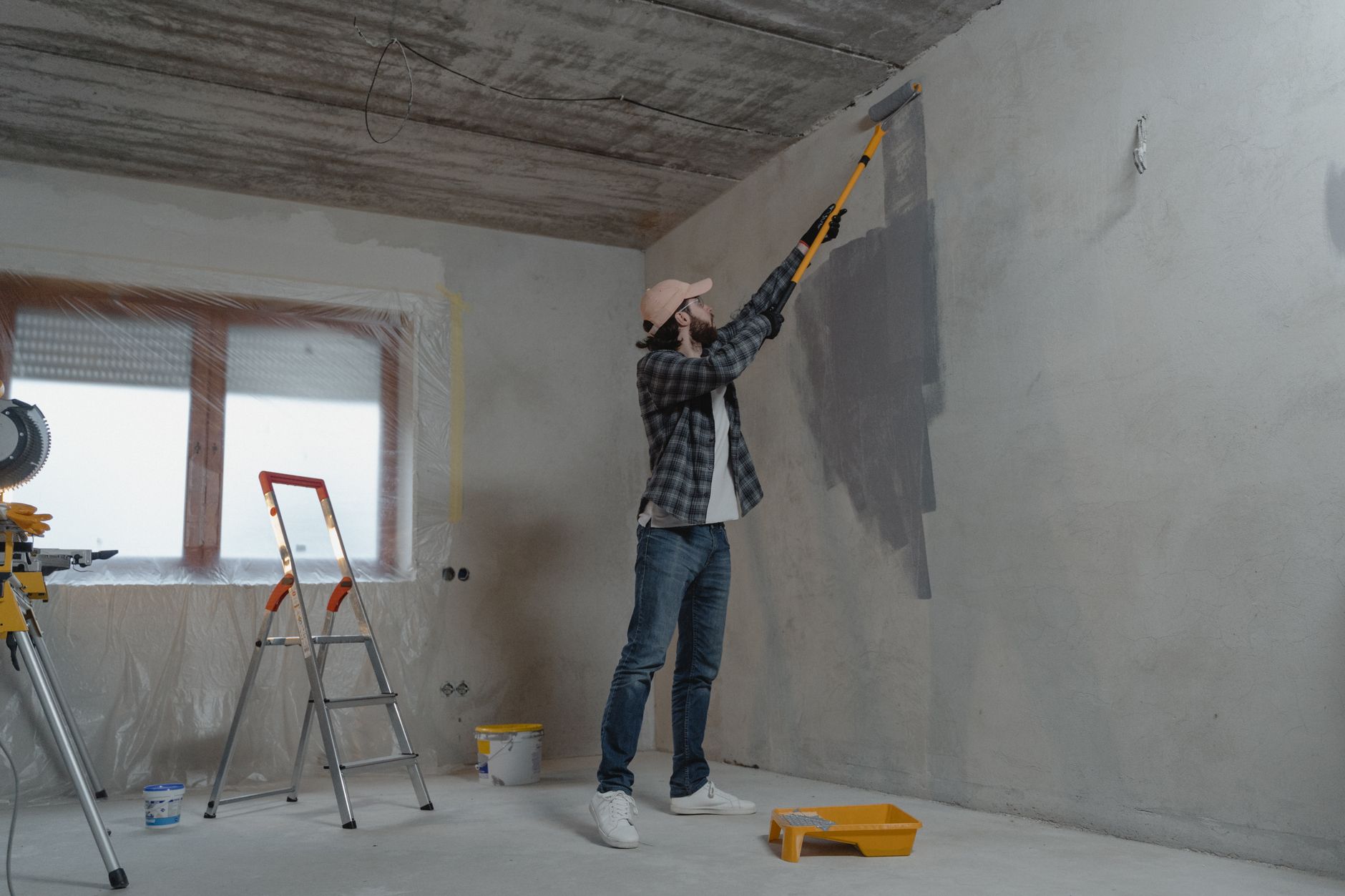 Peintre en Bâtiment équipe à Vénissieux